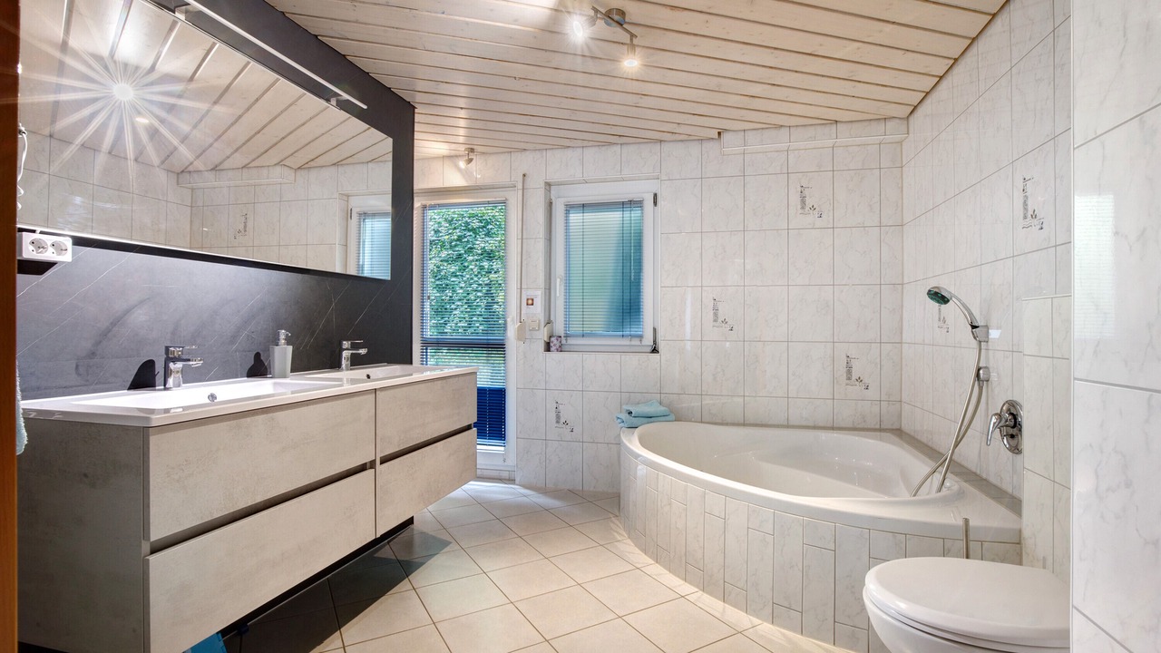 Photo of Bathroom in Offenhausen