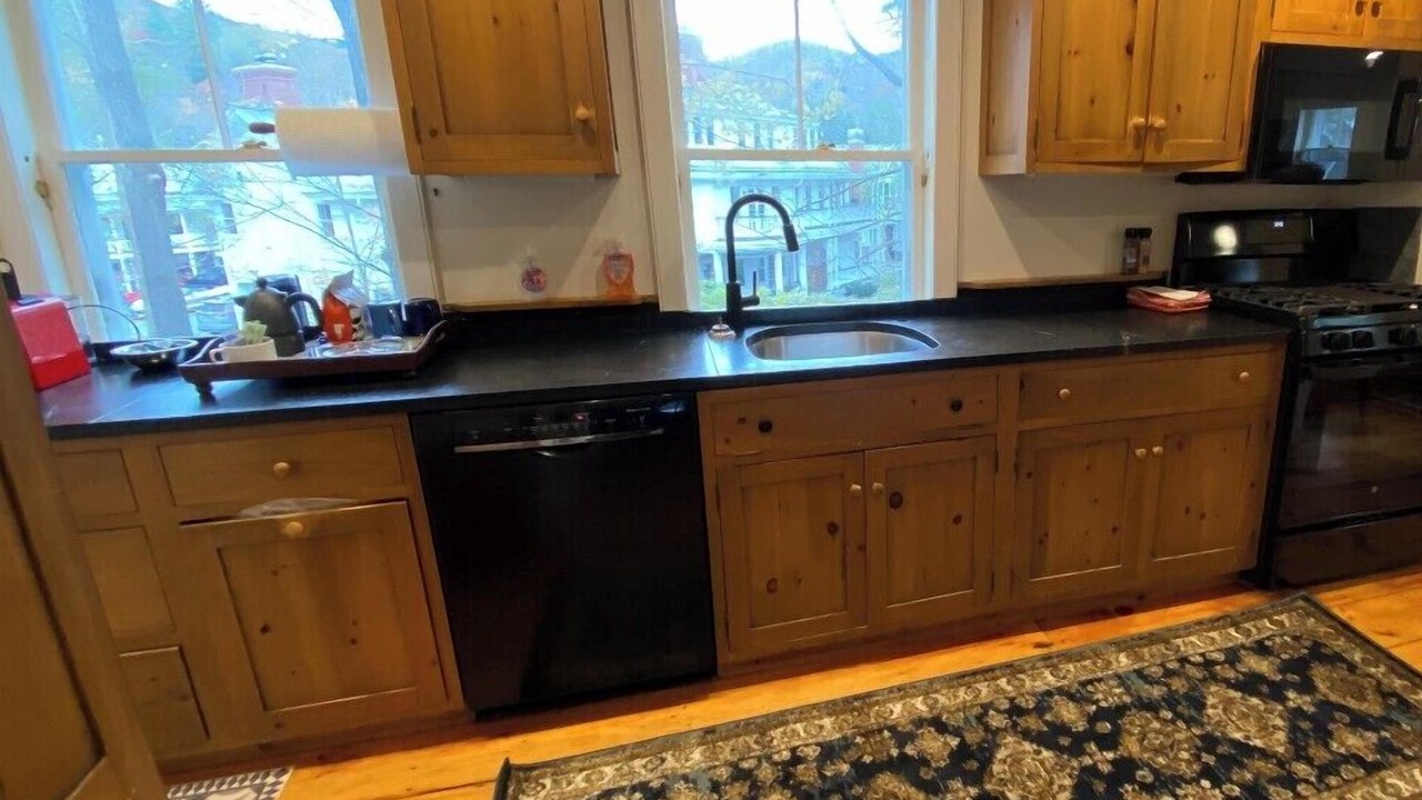 Photo of Kitchen in Warren
