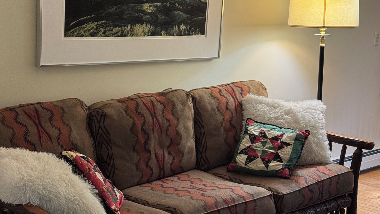 Photo of Livingroom in Warren