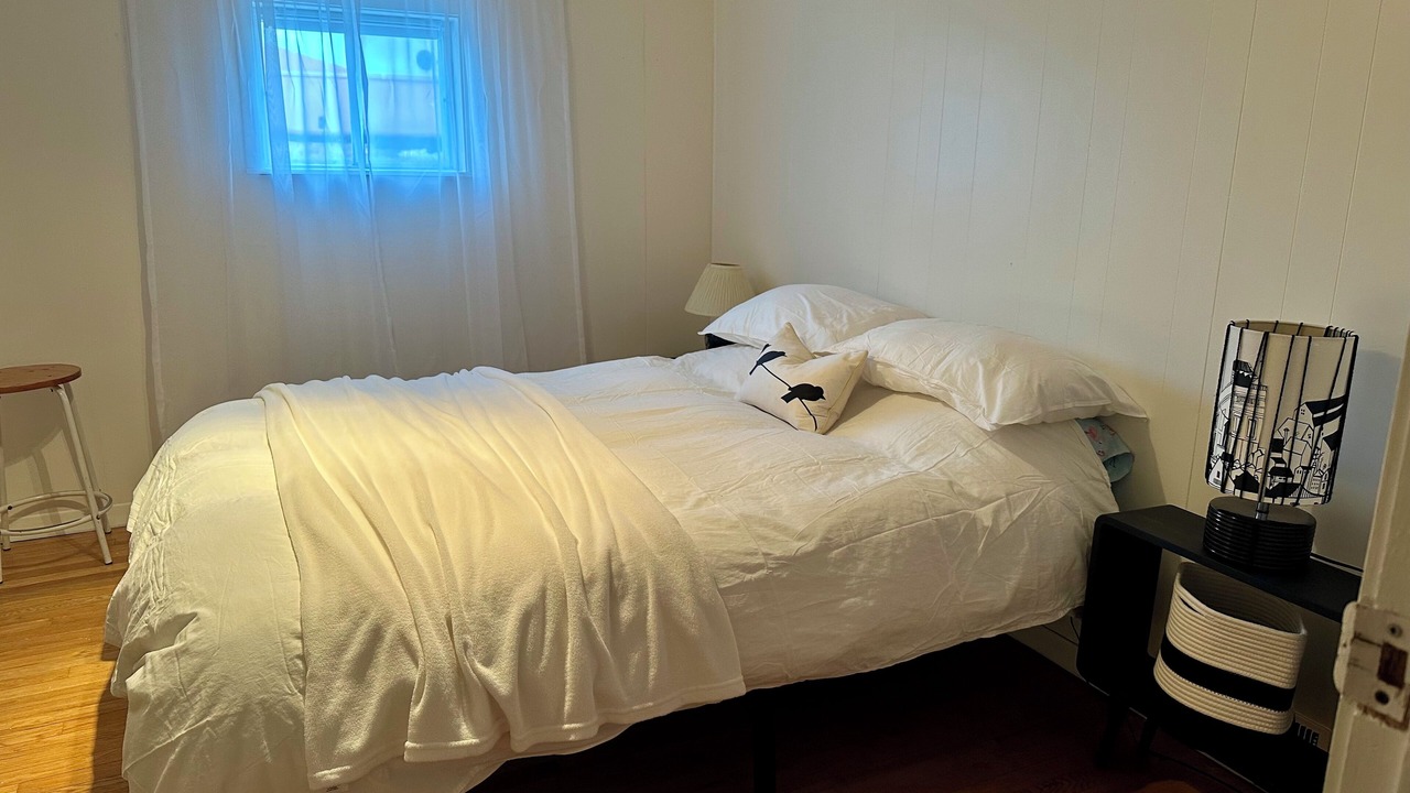 Photo of Bedroom in Saint-Simeon
