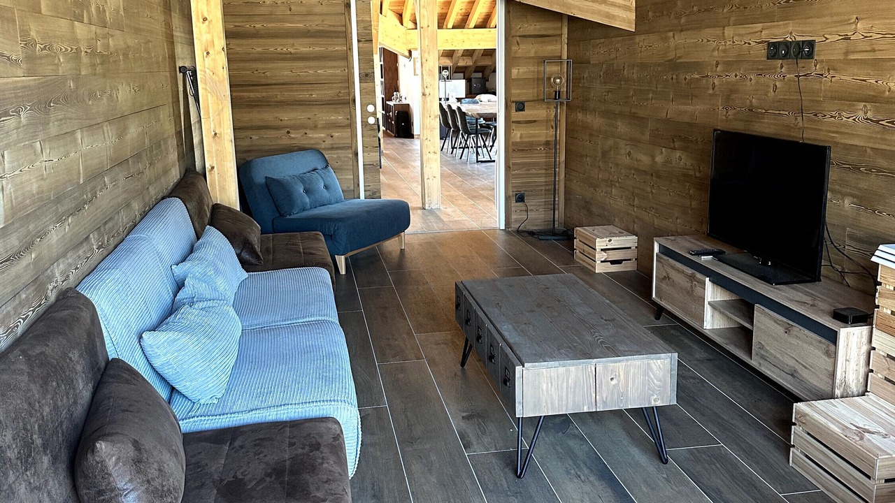 Photo of Livingroom in Eclose-Est