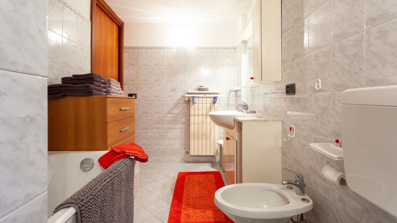 Photo of Bathroom in Pollein