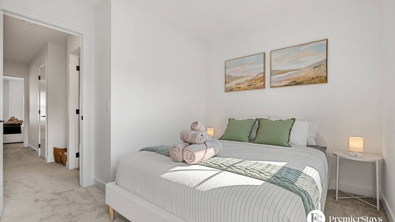 Photo of Bedroom in Springbank Hill