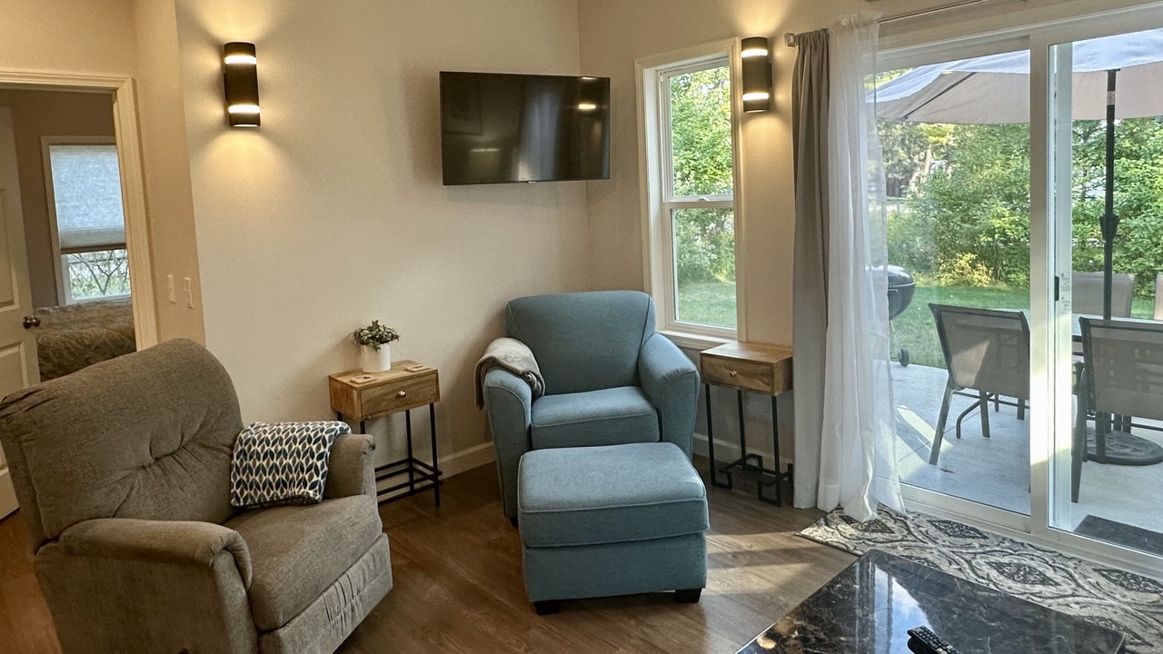 Photo of Livingroom in Cadillac