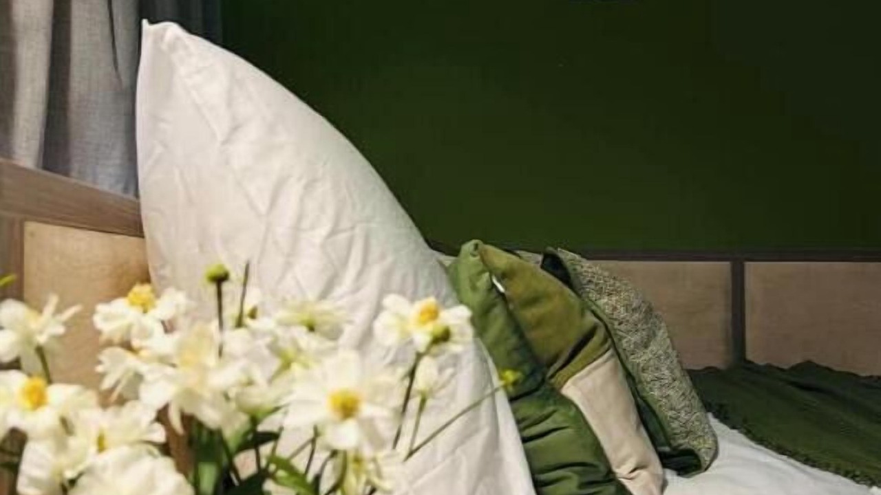 Photo of Bedroom in Van Mieu