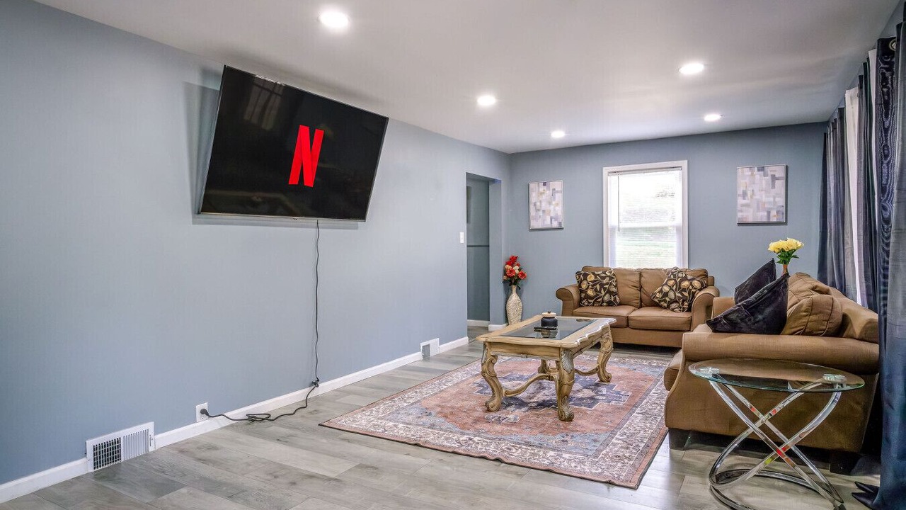 Photo of Livingroom in Fox Lake