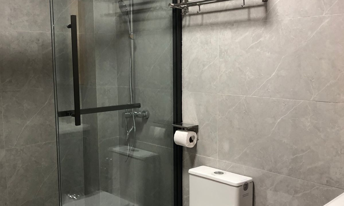 Photo of Bathroom in Thompson Estate