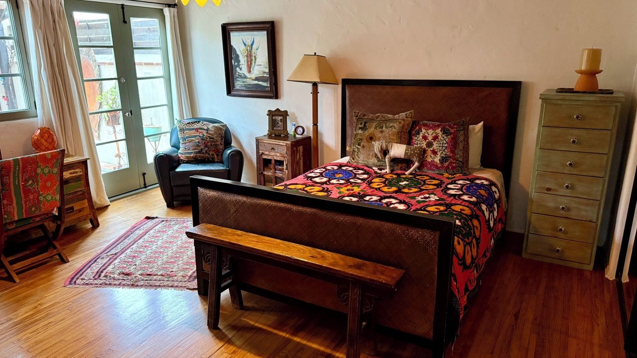 Photo of Bedroom in North of Wilshire