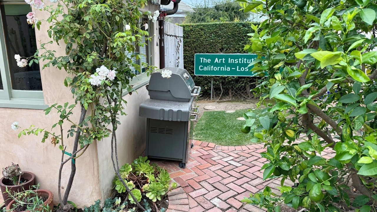 Photo of Outdoor in North of Wilshire