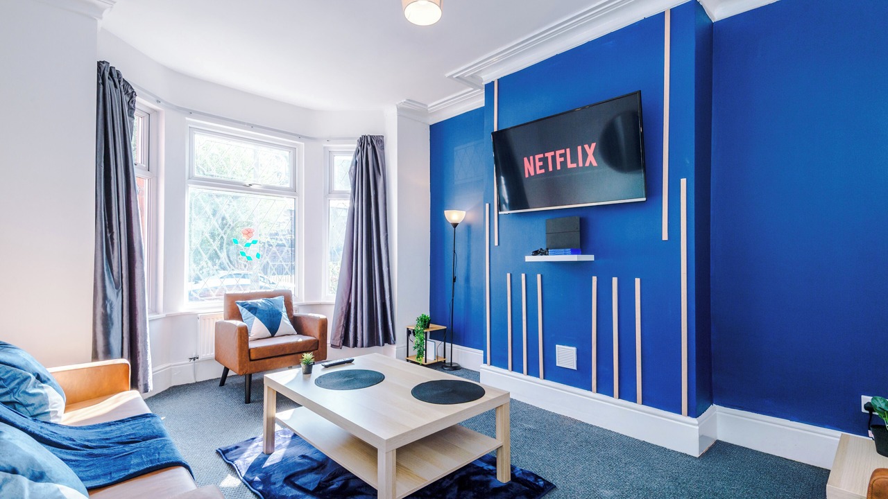 Photo of Livingroom in Chorlton-on-Medlock