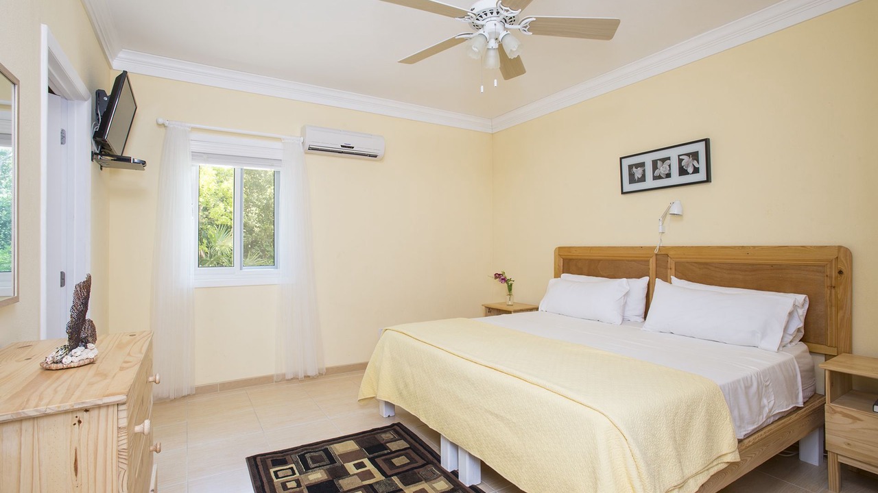 Photo of Bedroom in South Palmetto Point