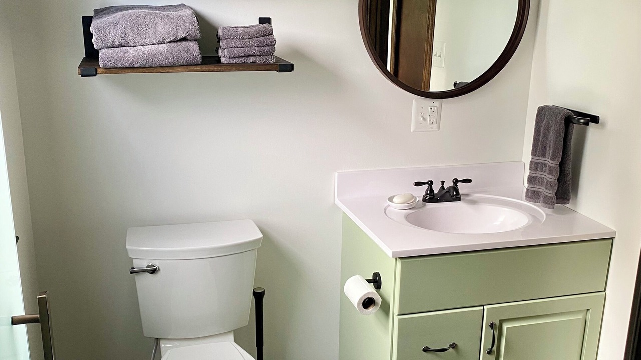 Photo of Bathroom in Elberta