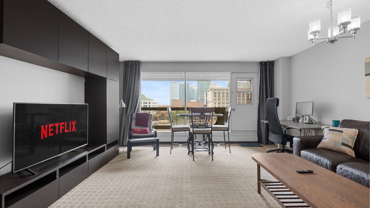 Photo of Livingroom in Downtown Calgary