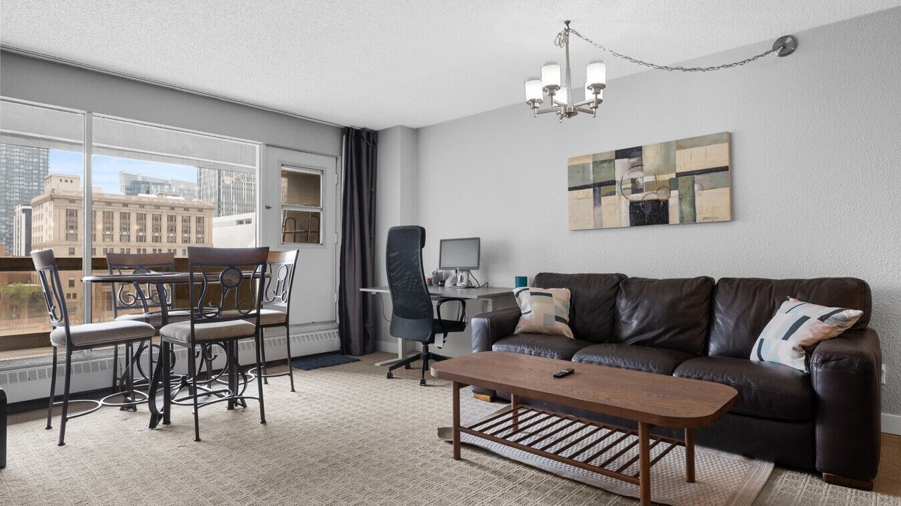 Photo of Livingroom in Downtown Calgary