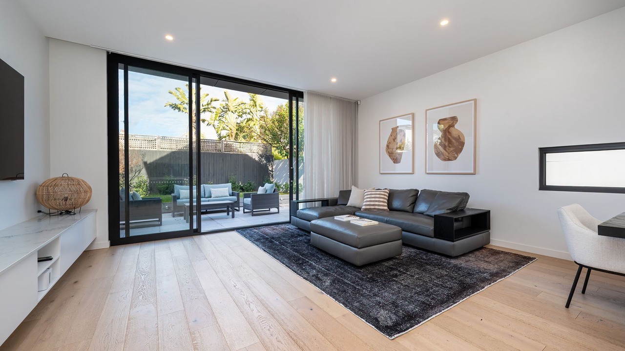 Photo of Outdoor in Caulfield South