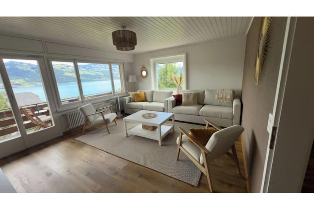 Photo of Livingroom in Pearl District