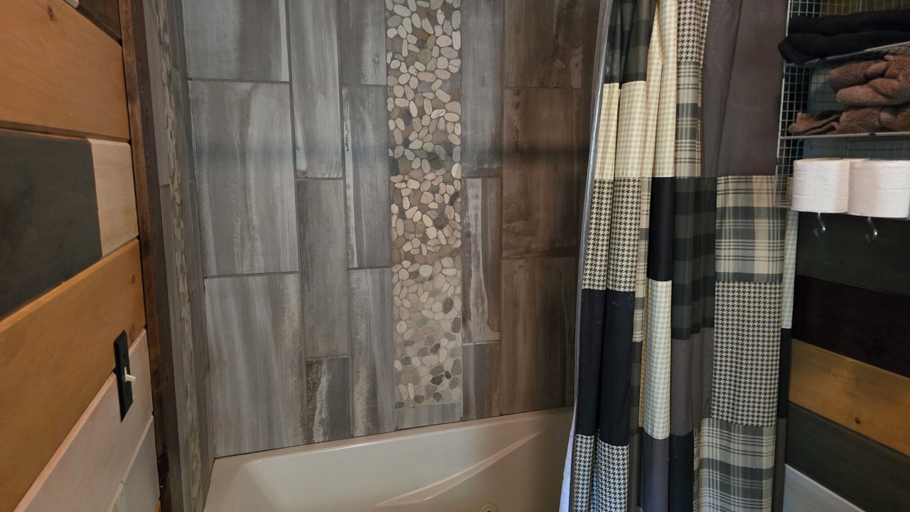 Photo of Bathroom in White Cloud