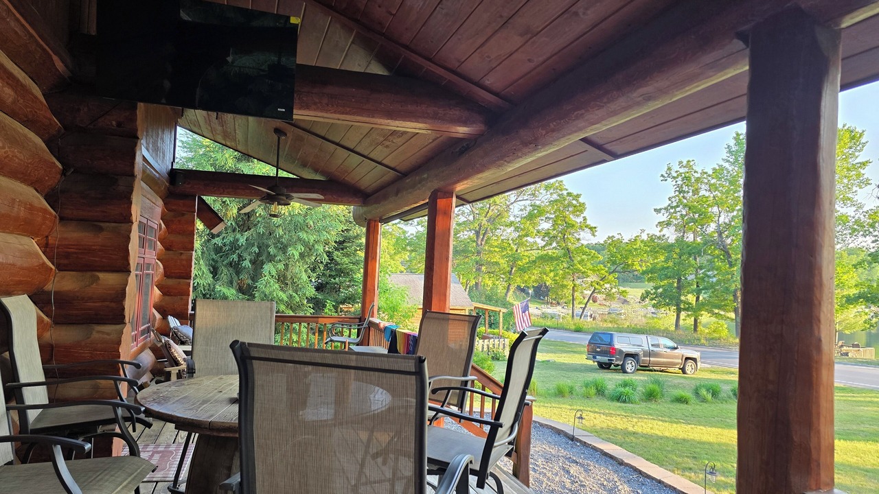 Photo of Outdoor in White Cloud