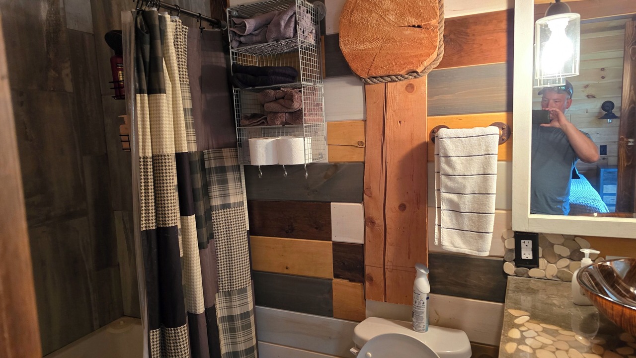 Photo of Bathroom in White Cloud
