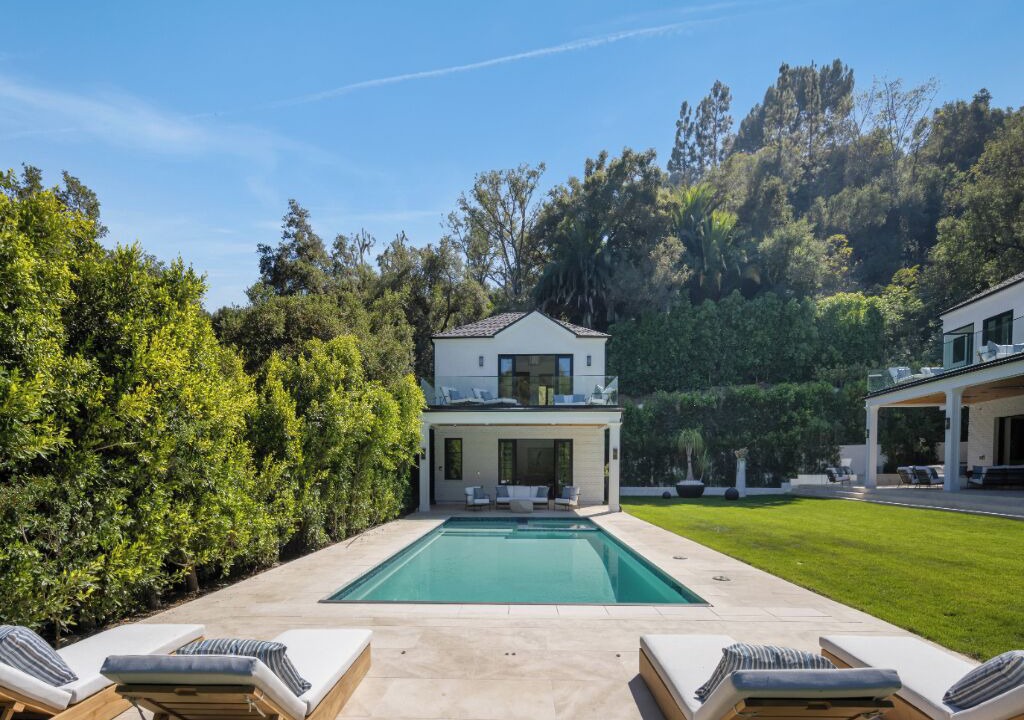 Photo of Outdoor in Brentwood
