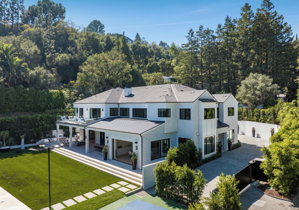 Photo of Outdoor in Brentwood