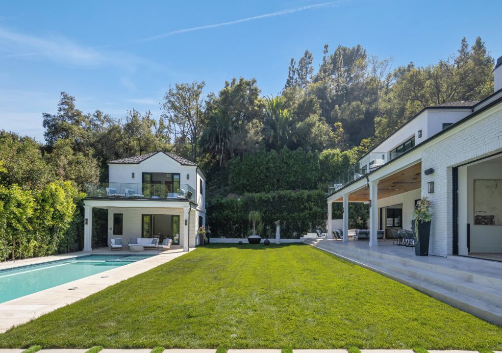 Photo of Outdoor in Brentwood