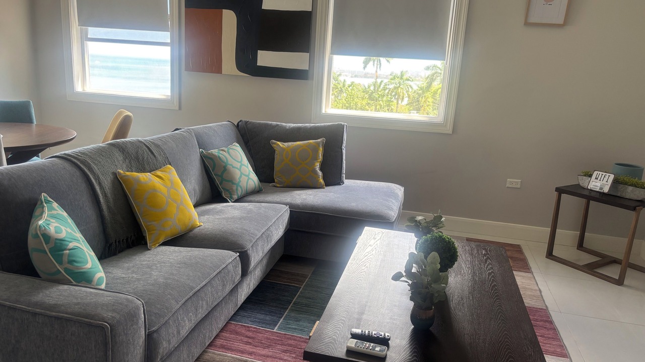 Photo of Livingroom in Reading