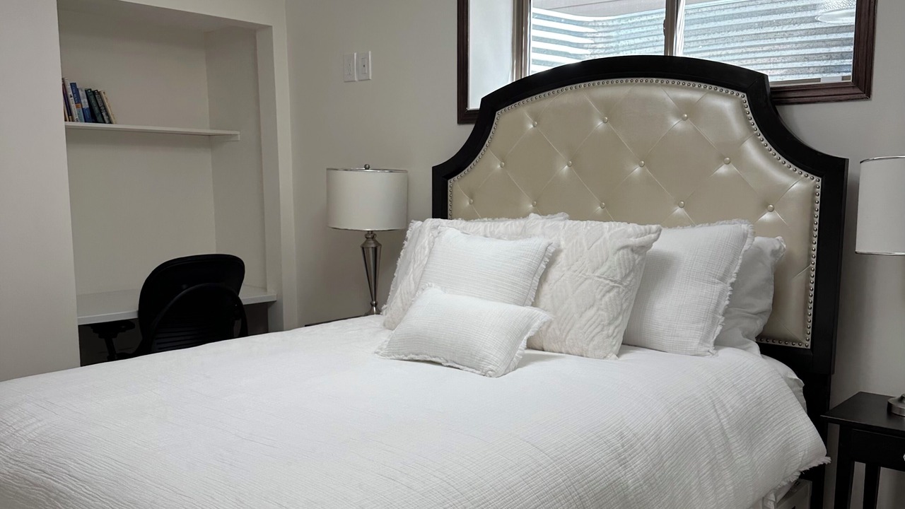 Photo of Bedroom in Auburn Bay