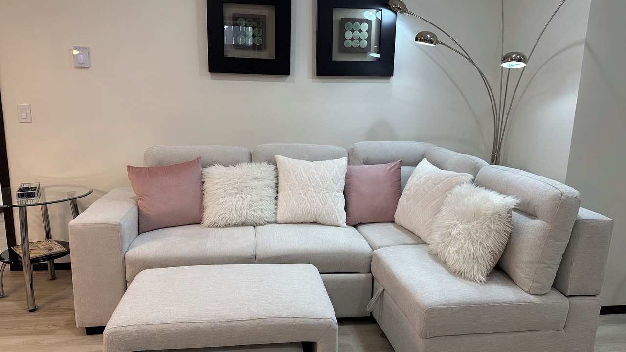 Photo of Livingroom in Auburn Bay