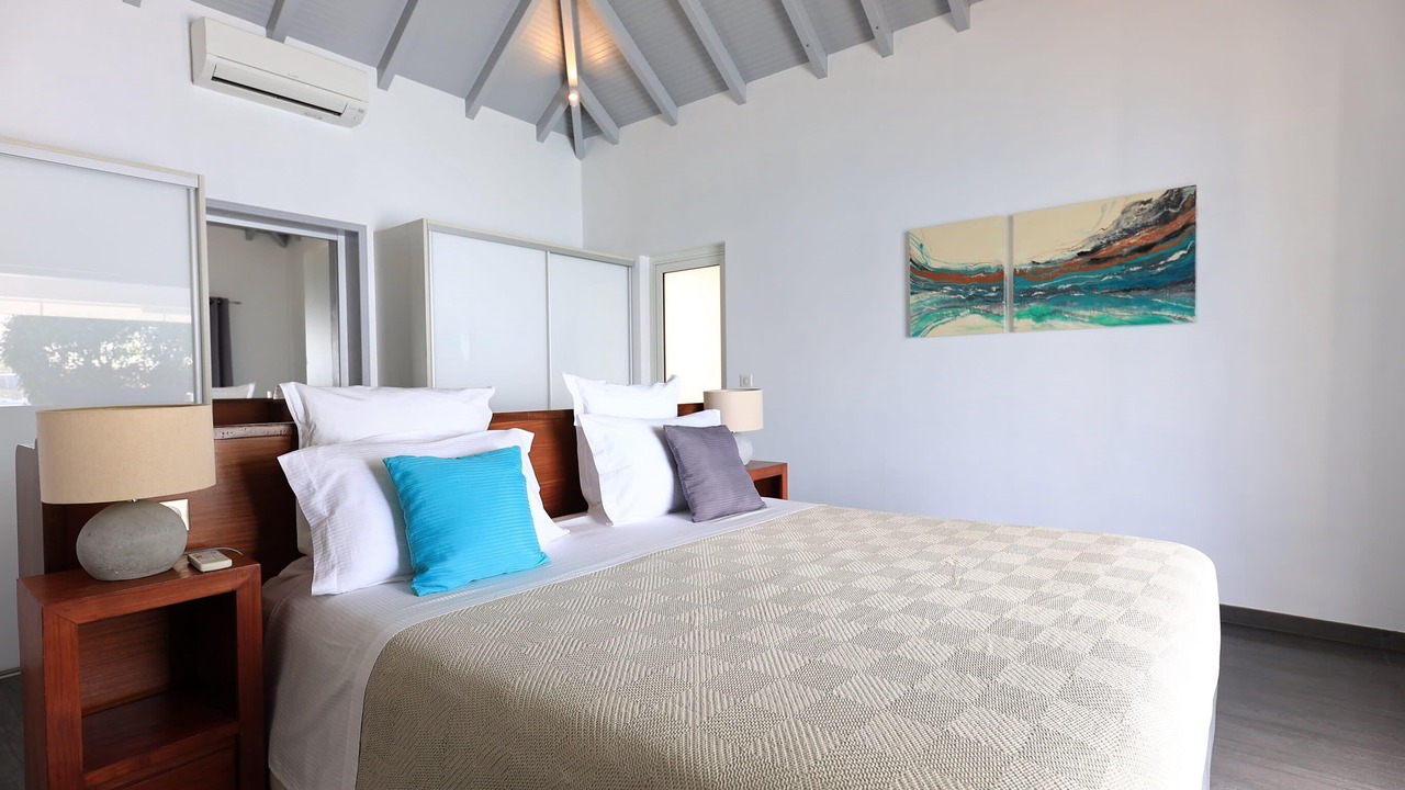 Photo of Bedroom in Public
