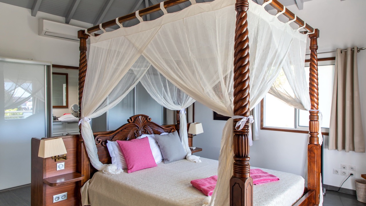 Photo of Bedroom in Public