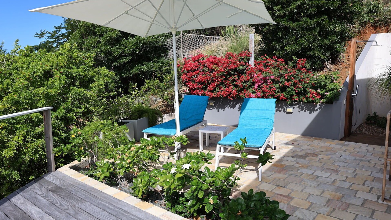Photo of Patio Balcony in Public