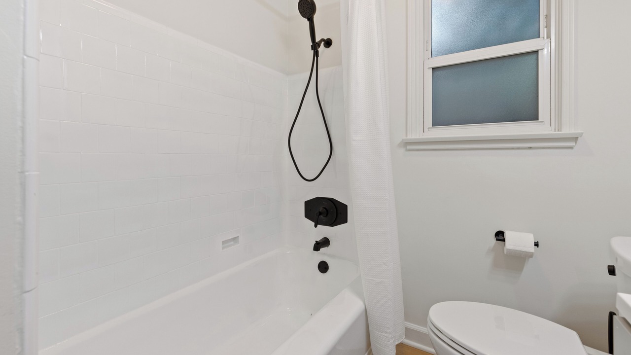 Photo of Bathroom in La Crescenta