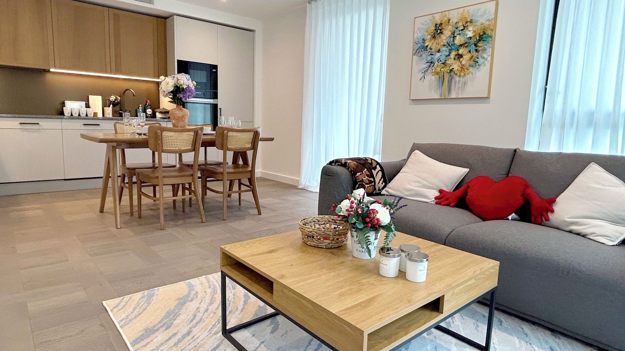 Photo of Livingroom in Tower Hill