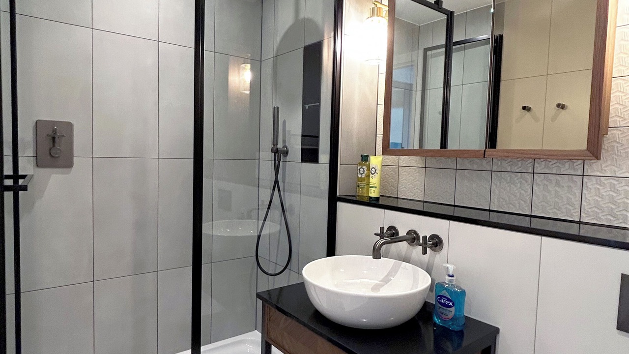 Photo of Bathroom in Tower Hill