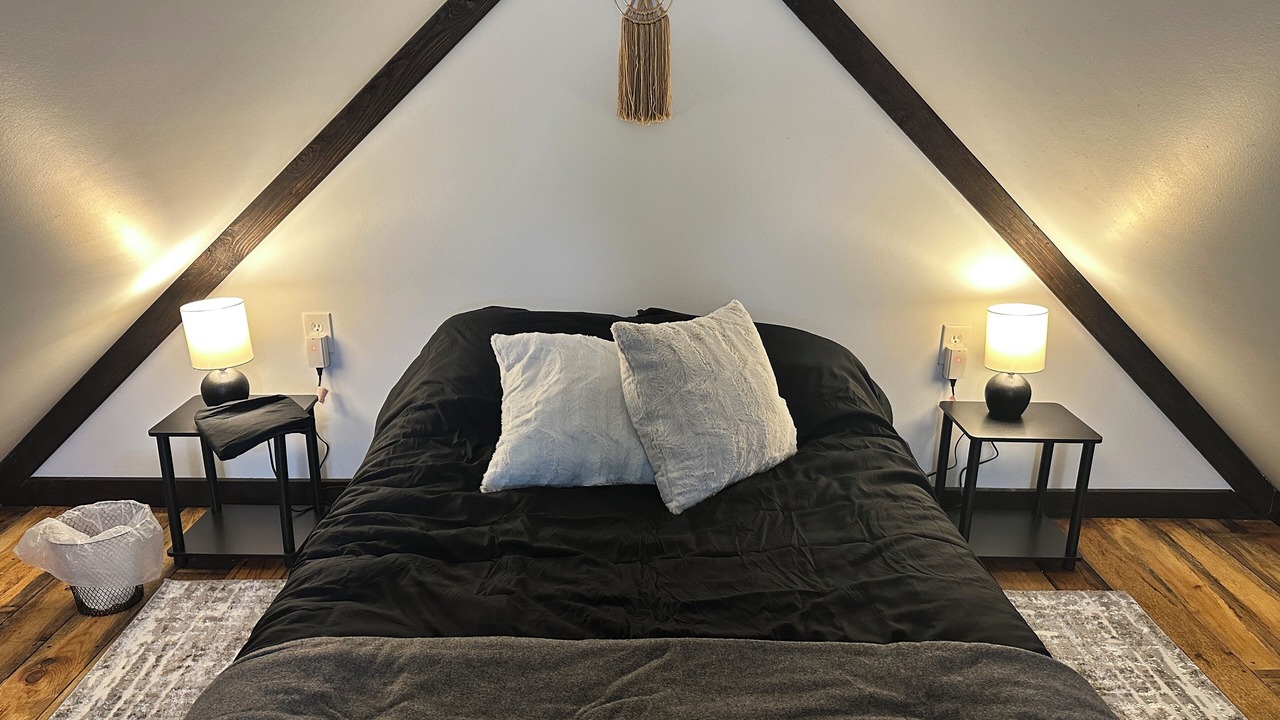 Photo of Bedroom in Ticonderoga