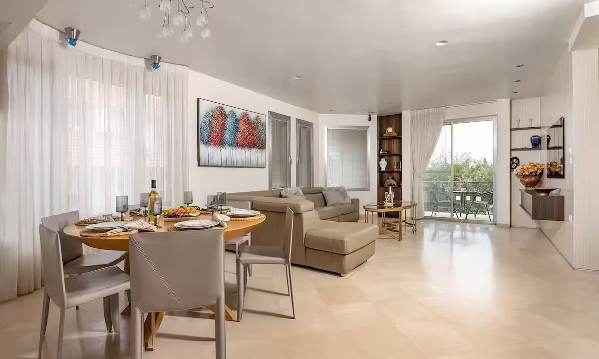 Photo of Livingroom in Tel Mond