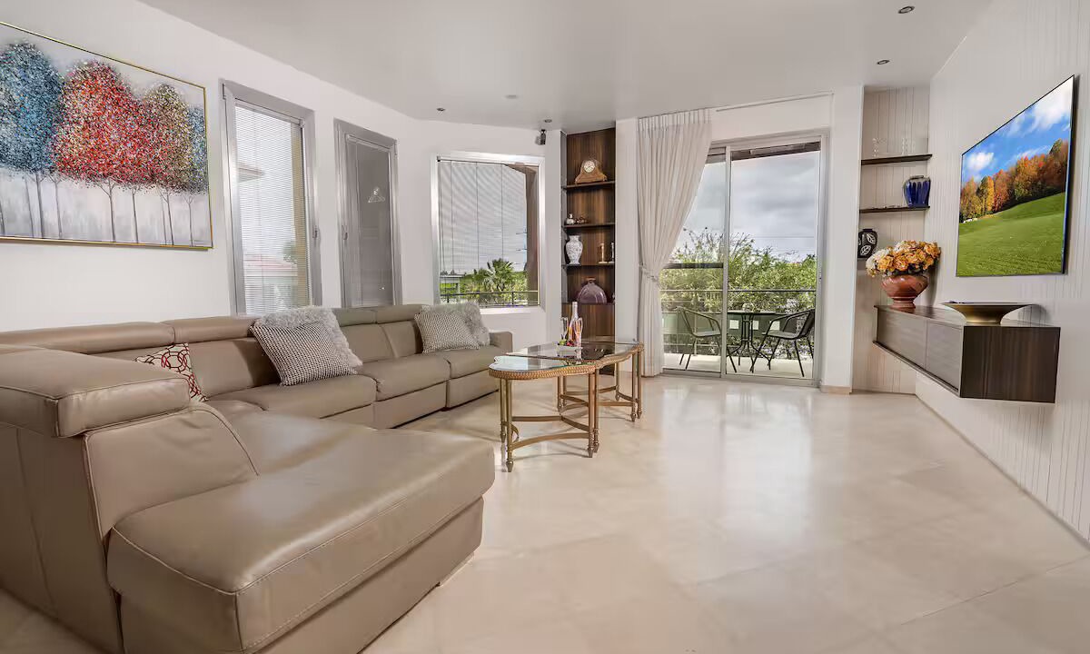 Photo of Livingroom in Tel Mond