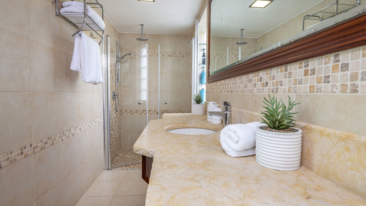 Photo of Bathroom in Tel Mond
