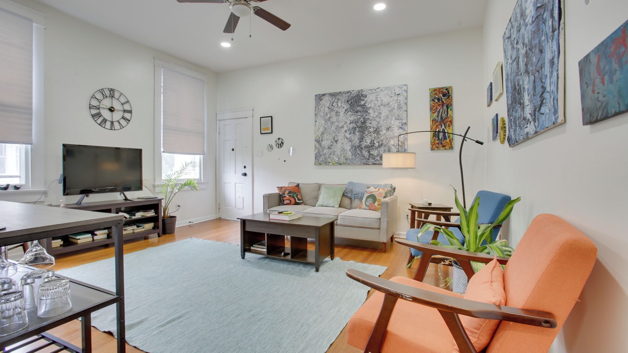 Photo of Livingroom in Broadmoor