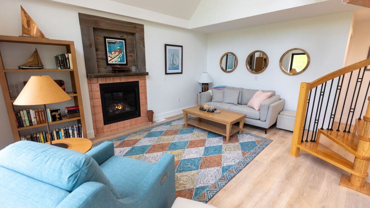 Photo of Livingroom in Mayfield