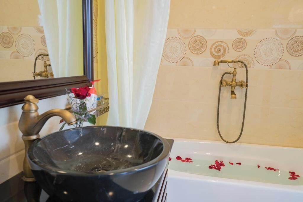 Photo of Bathroom in Hoi An City Centre