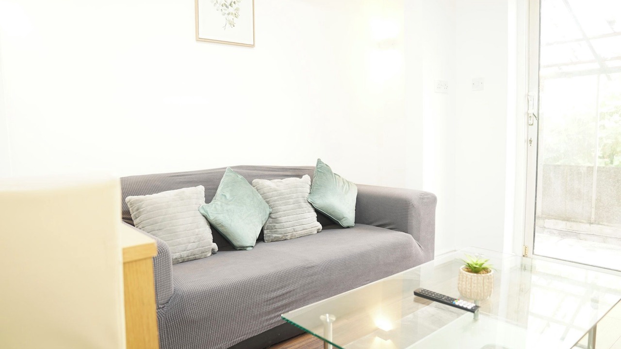 Photo of Livingroom in Chorlton-on-Medlock