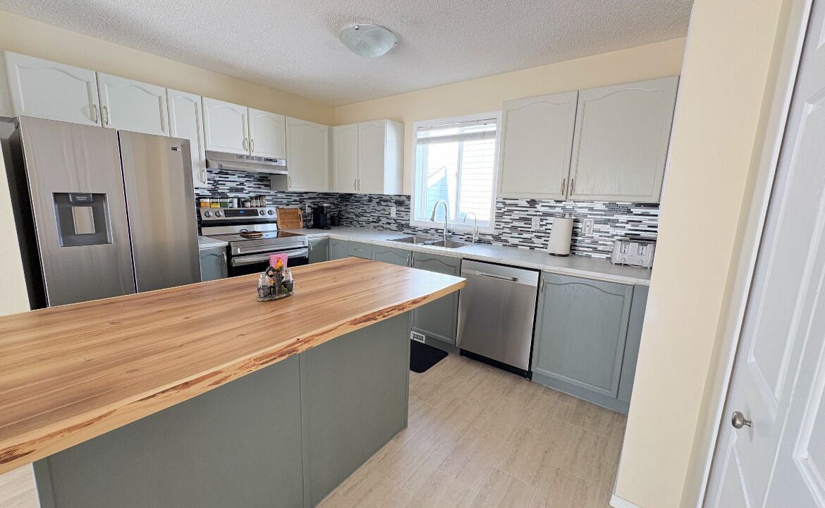 Photo of Kitchen in Southeast Calgary