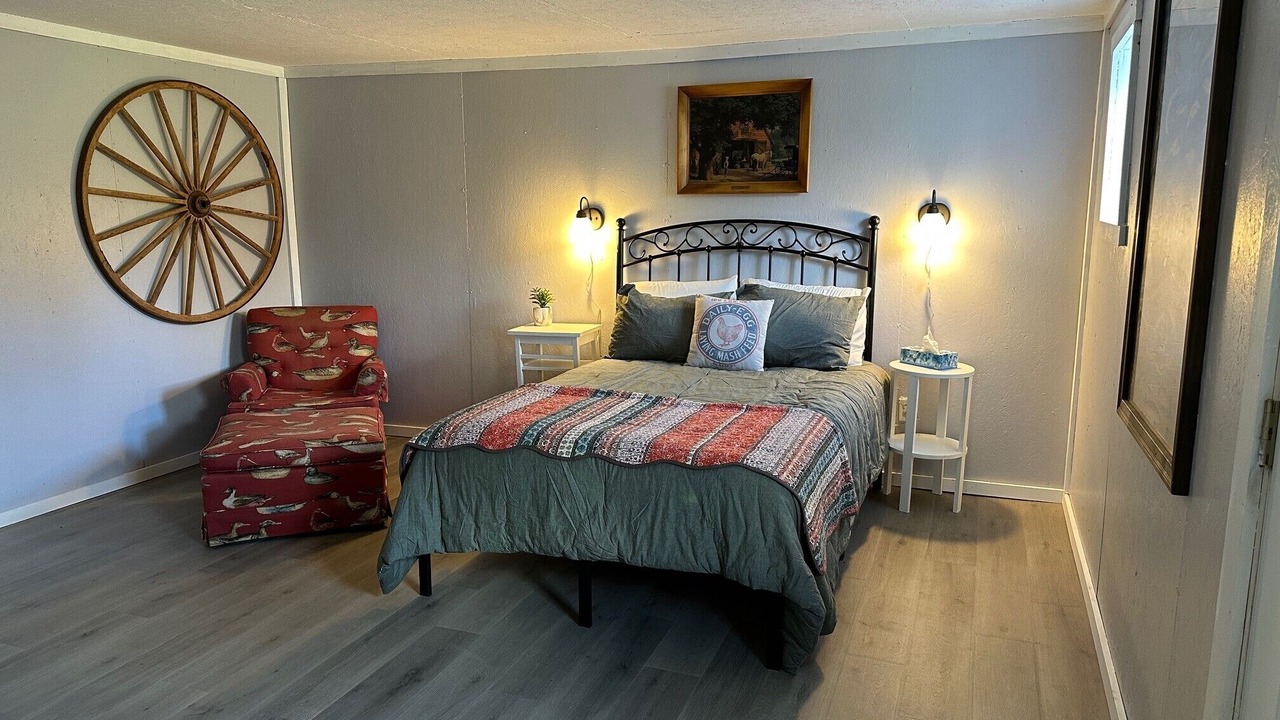 Photo of Bedroom in Custer