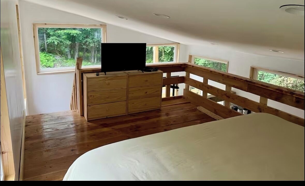 Photo of Bedroom in Long Eddy