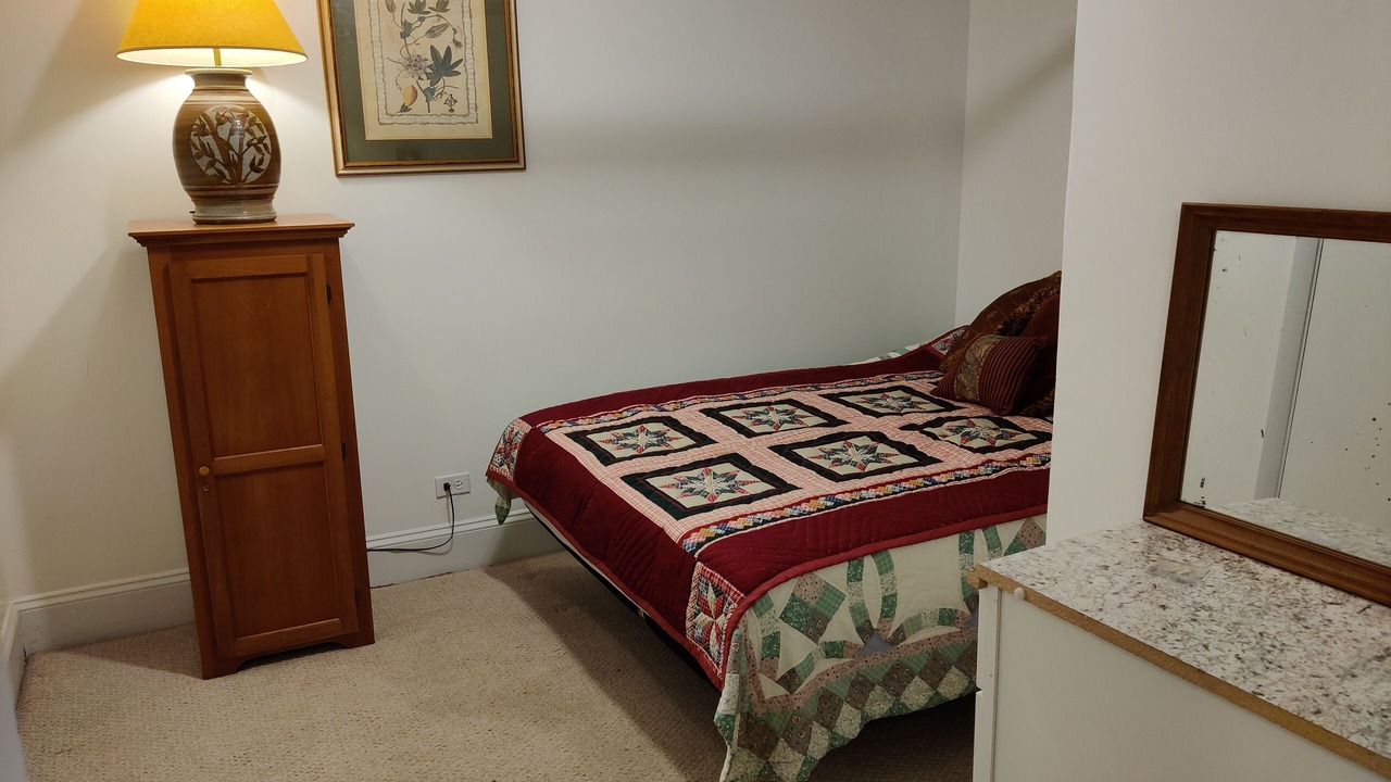 Photo of Bedroom in Woodlawn