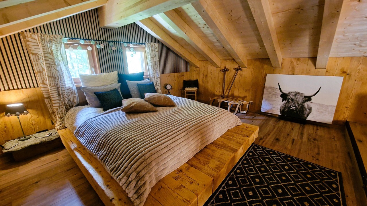 Photo of Bedroom in Evolene