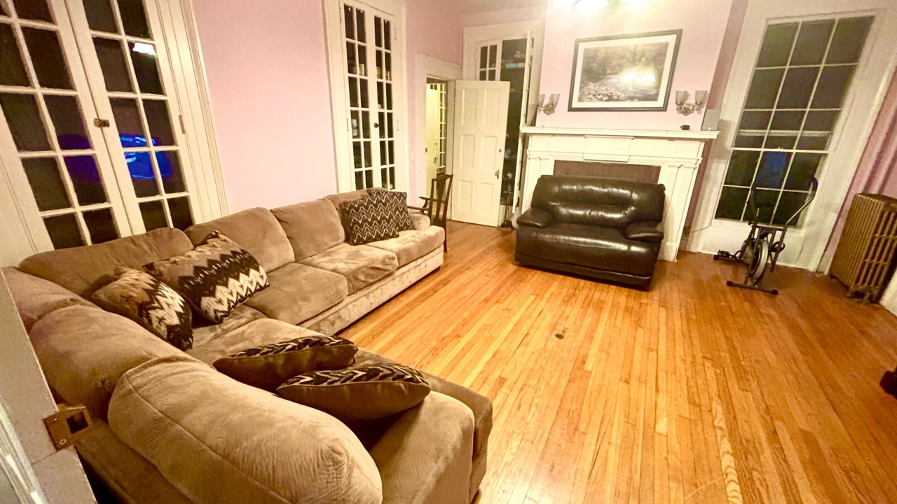 Photo of Livingroom in Troy