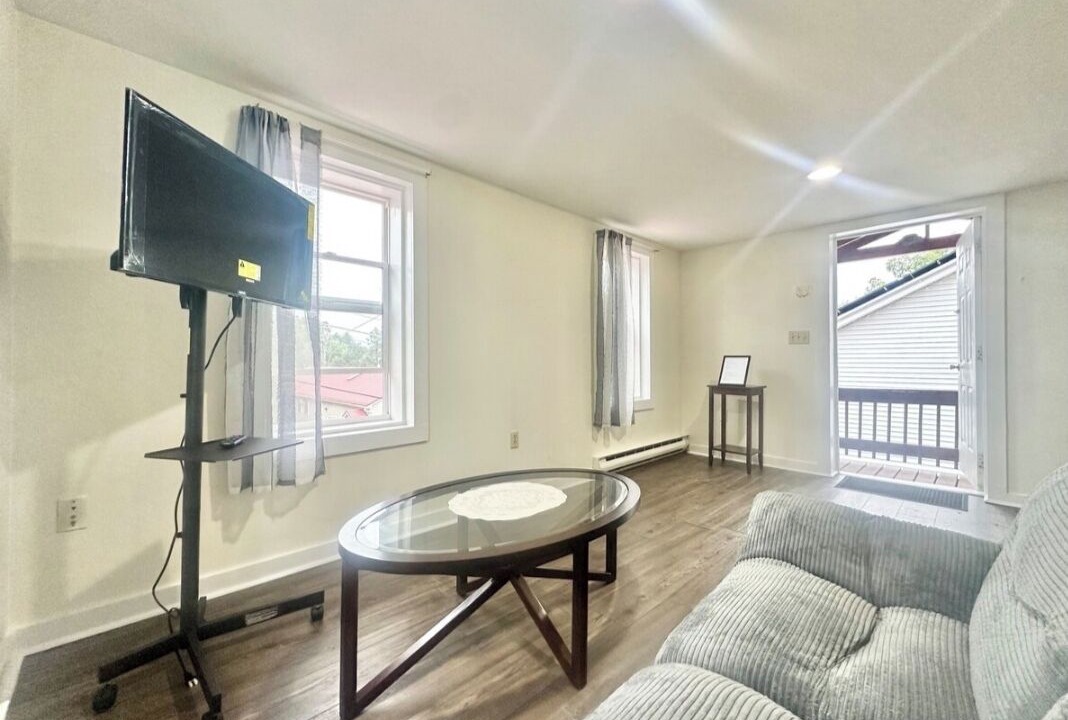 Photo of Livingroom in Mechanicsville